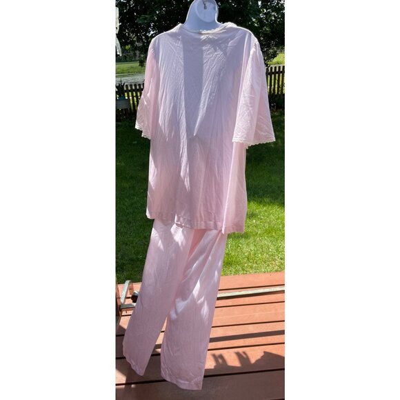Vintage Pink Nightgown Set With Embroidered Collar - Picture 4 of 6